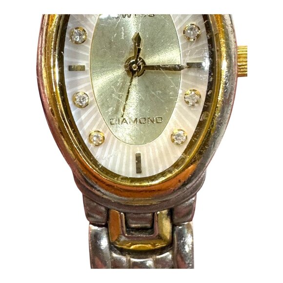 Gruen Swiss Diamond Lady's Wristwatch GSL003 Swiss Movement NEW Battery Gold Ton - Picture 6 of 6